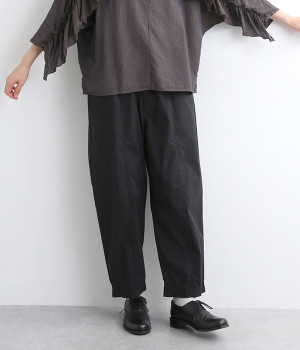 UVカット加工イージーコクーンパンツ(ブラック-ONESIZE)