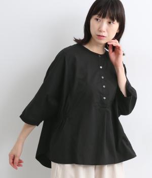 コットンヘンリーネックサイドギャザーブラウス(ブラック-ONESIZE)