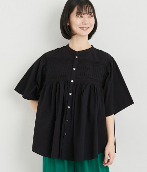 コットンワンウォッシュキャンブリックタック＆レースデザインブラウス(ブラック-ONESIZE)