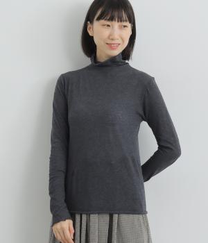 コットンメリノウール混タートルネックプルオーバー