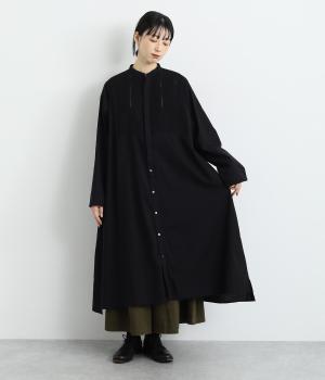 コットンリネンワンウォッシュレーヨンピンタック＆レースデザインワンピース(ブラック-F)