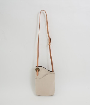 アシンメトリーサコッシュ(アイボリー-ONESIZE)