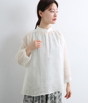 リネンピュアラミーシアクロス7分袖ダブルカラースキッパーブラウス(オフホワイト-ONESIZE)