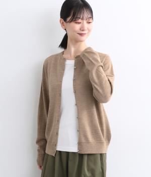 メリノウールホールガーメントリバティクルミボタンベーシックカーディガン(ベージュ-L)