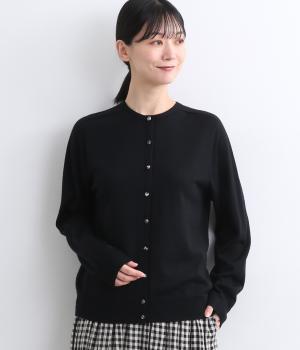 メリノウールホールガーメントリバティクルミボタンベーシックカーディガン(ブラック-L)