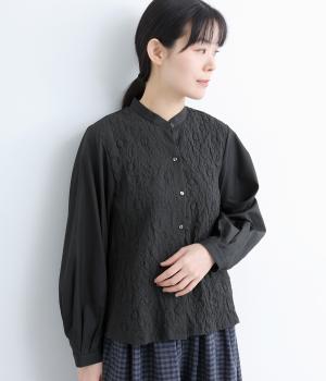 コットンシュリンク加工バンドカラーボリュームスリーブブラウス(ブラック-F)