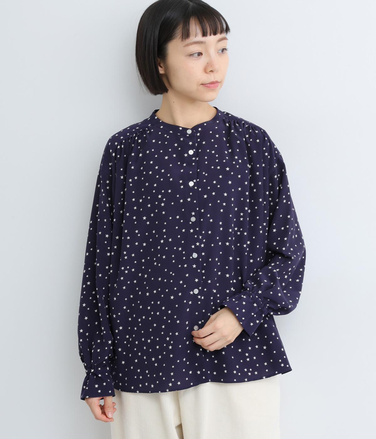 フェミニッシュデシン星柄ゴム入りカフギャザーブラウス(ネイビー-F)