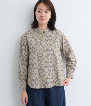ビエラ起毛フラワーリース重ね襟裾ラウンドカットシャツ(ベージュ-F)