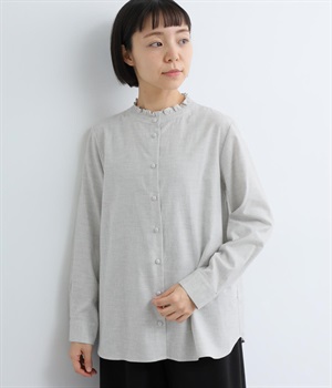 ビエラシャンブレーピーチ起毛スタンドフリルブラウス