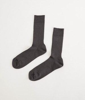 Praha　シルクコットンリブソックス(チャコール-ONESIZE)