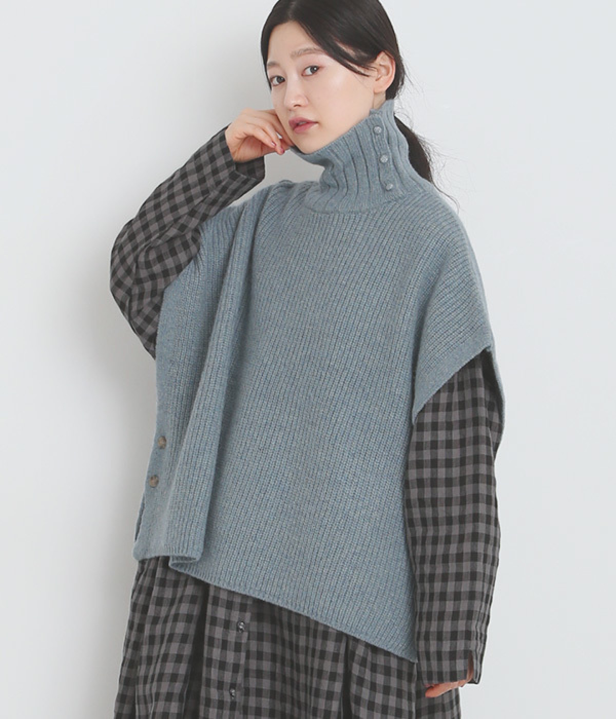 シェットランドニット　スクエアポンチョ(ブルー-ONESIZE)