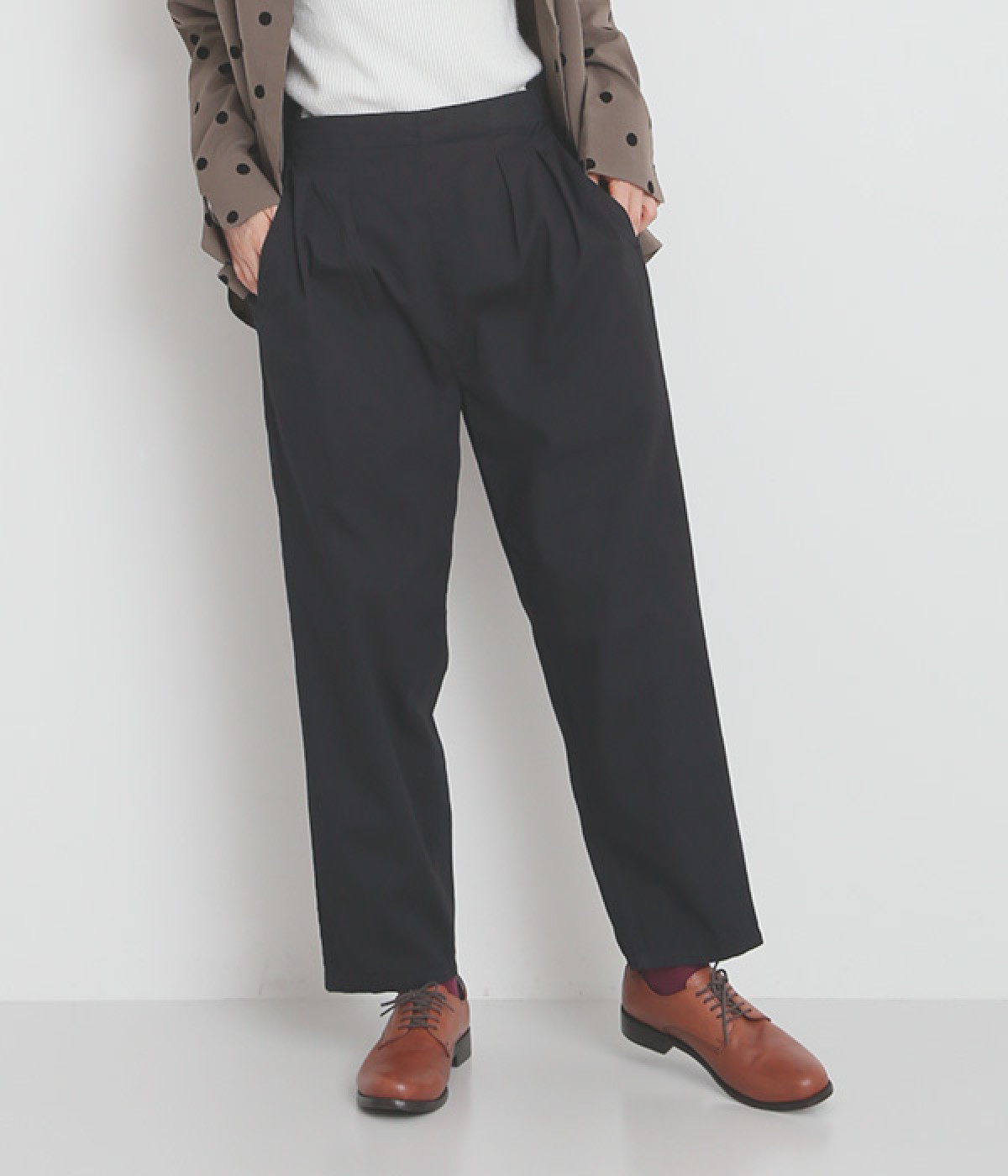 コットンツイル　YURKのユルっとテーパードパンツ(ブラック-ONESIZE)