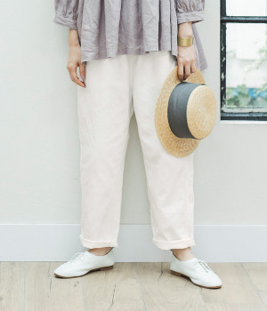 コットンリネンデニム　イージーデニムパンツ(ホワイト-ONESIZE)