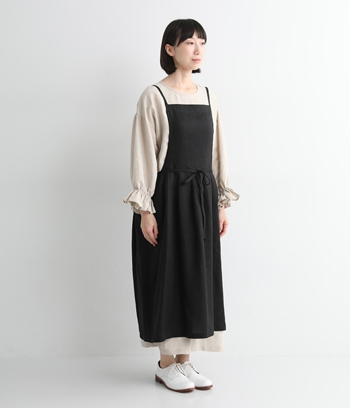 平織りリネンウエストタックエプロン｜kuraline（クラリネ）の商品詳細
