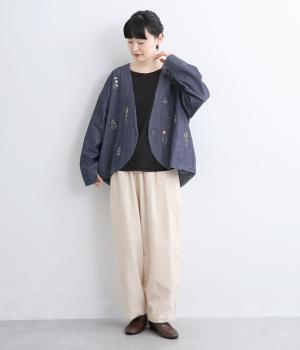 フラワー刺繍ノーカラージャケット｜NUEVO BLANCA（ヌエヴォブランカ