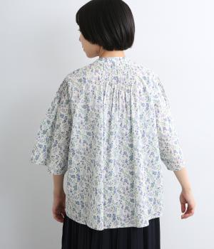 10周年企画 LIBERTY細ピンタックスタンド6分袖ブラウス｜sosotto