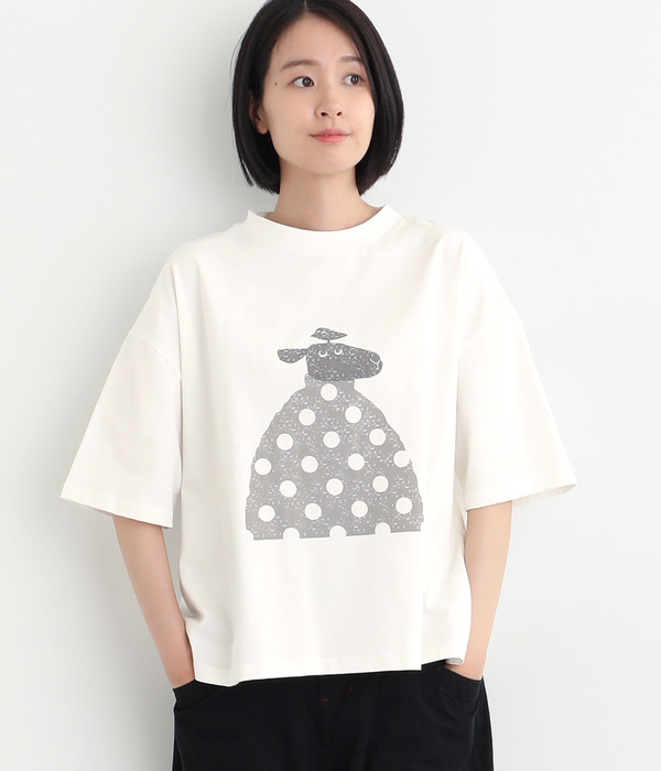 服を着たSHEEPTシャツ(A・ホワイト)