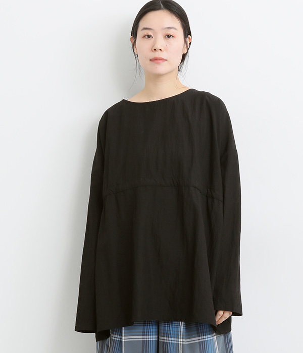 レーヨンナイロンvintagewash加工絞りフレアボリュームブラウス(D・ブラック)