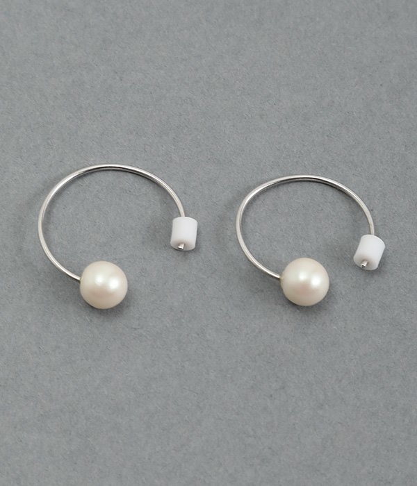 line×pearl　ピアス(B・シルバー)