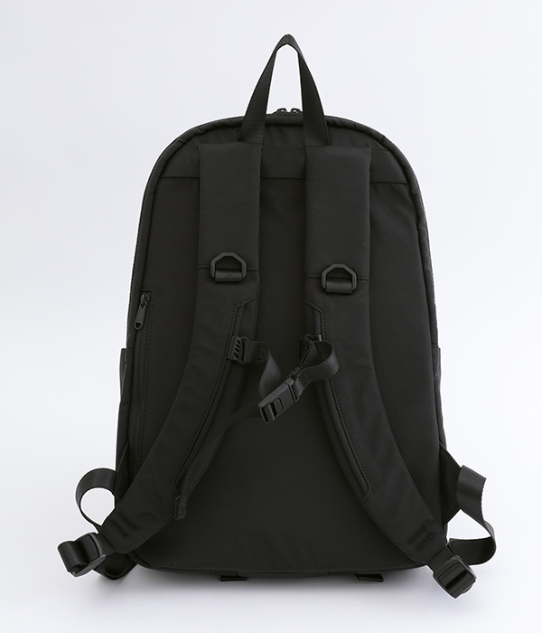 FRONT　POCKET　DAYPACK(A・ブラック)