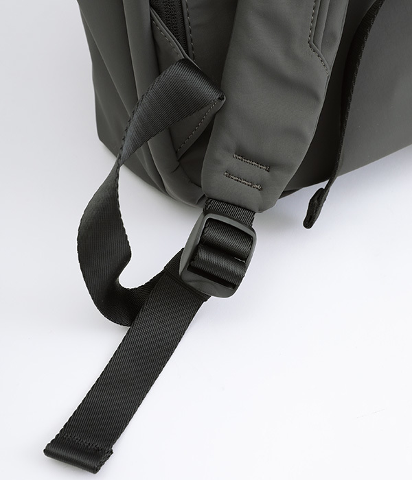 FRONT　POCKET　DAYPACK(A・ブラック)