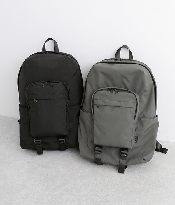 FRONT　POCKET　DAYPACK(A・ブラック)