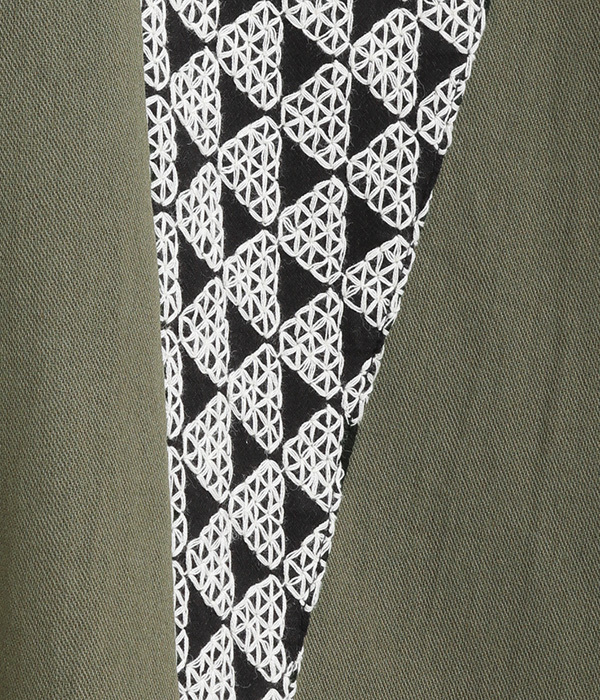 刺繍切替ポケット付き ワンピース(B・カーキ×レース)