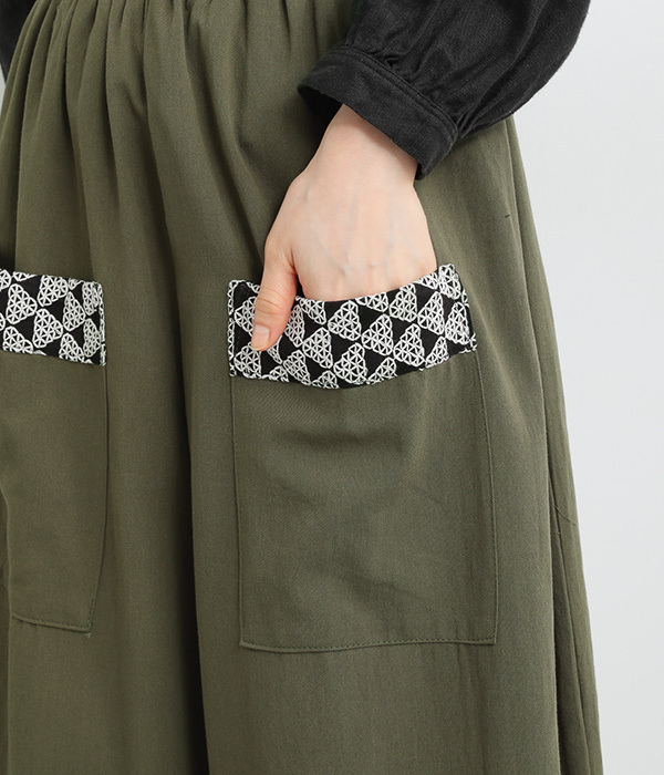 刺繍切替ポケット付き ワイドパンツ(B・ネイビー×レース)