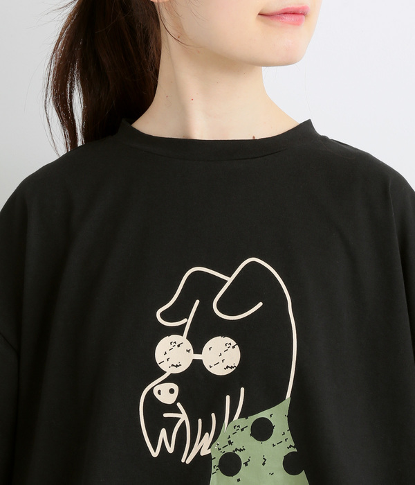 サングラスかけられた犬Tシャツ(C・ブラック)