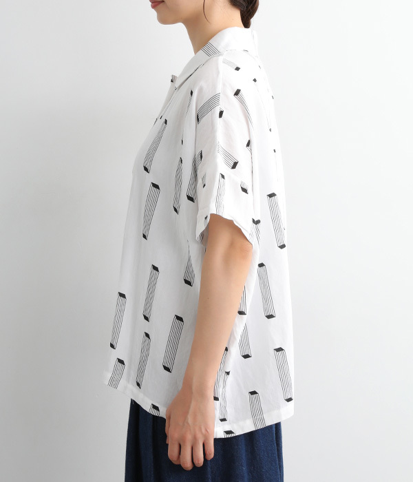 幾何学柄襟付きワイドシャツ(A・ホワイト)