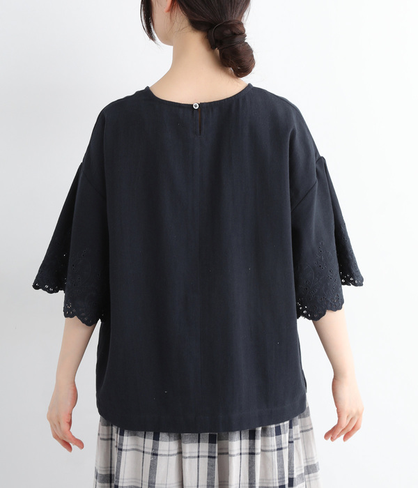 コットンリネン スカラップ刺繍ブラウス(B・ネイビー)