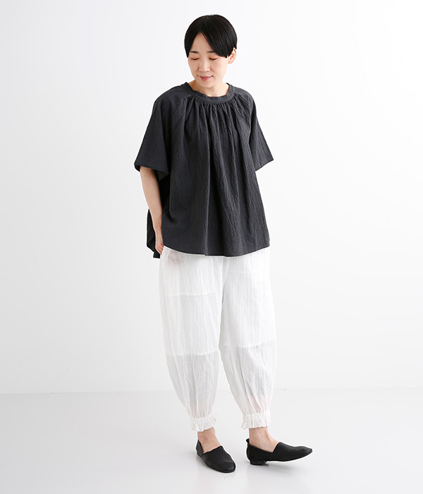 シャーリング裾ゴムワイドパンツ(C・オフホワイト)