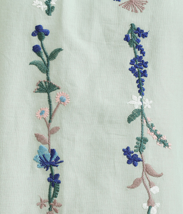 コットン花ストライプ総柄刺繍ブラウス(C・オリーブ)