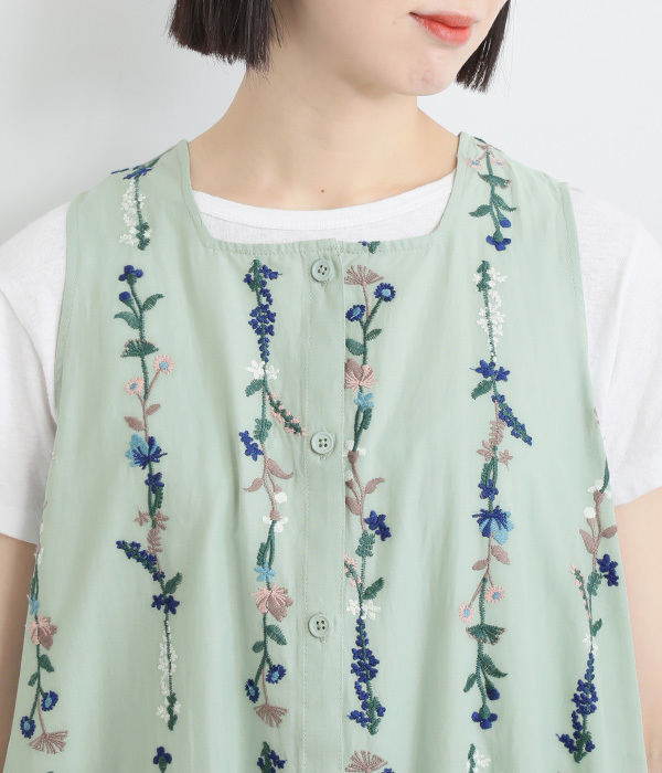 コットン花ストライプ総柄刺繍ジレ(B・ブラック)