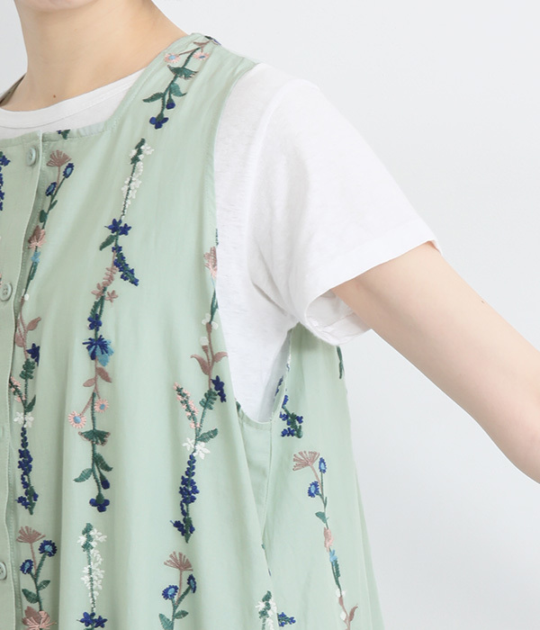 コットン花ストライプ総柄刺繍ジレ(B・ブラック)