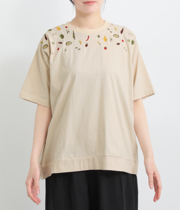 コットンさらさら天竺野菜刺繍5分袖Ｔシャツ(A・アイボリー)