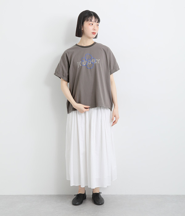 コットンさらさら天竺花とロゴのプリントドルマンＴシャツ(B・チャコールグレー)