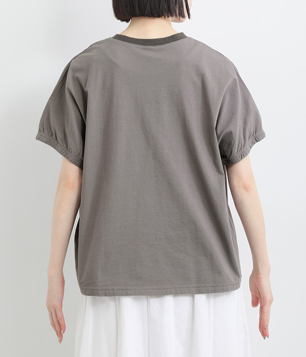 コットンさらさら天竺花とロゴのプリントドルマンＴシャツ(B・チャコールグレー)