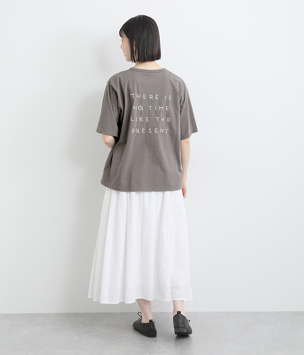 コットンさらさら天竺ピスネーム付きロゴ刺繍Ｔシャツ(B・チャコールグレー)