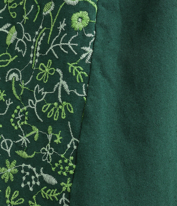 コットンリネン天竺どこにいるのかな刺繍Ｔシャツ(C・グリーン)