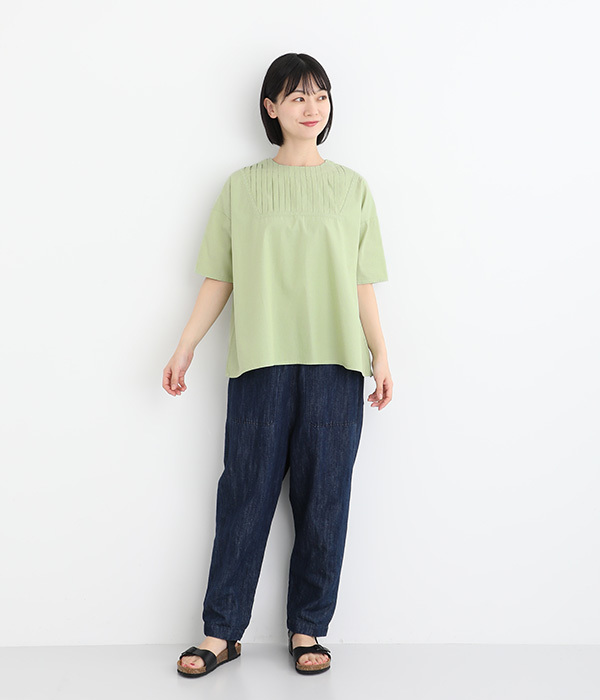 コットンシャンブレーお花レース風刺繍ブラウス(B・オリーブ)