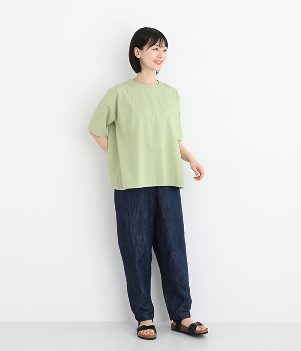 コットンシャンブレーお花レース風刺繍ブラウス(B・オリーブ)