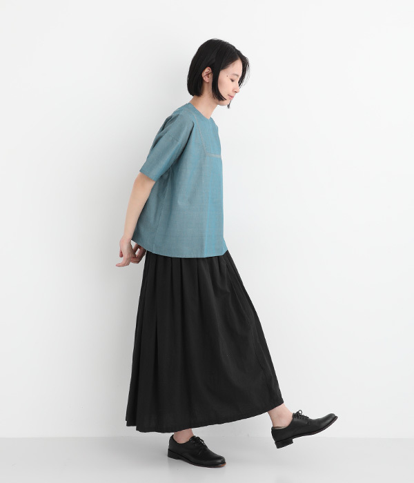 コットンシャンブレーお花レース風刺繍ブラウス(B・オリーブ)