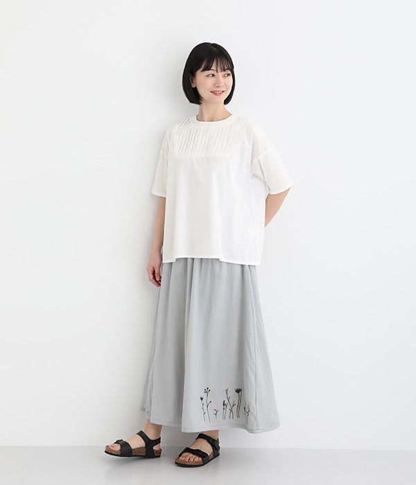コットンシャンブレーお花レース風刺繍ブラウス(B・オリーブ)