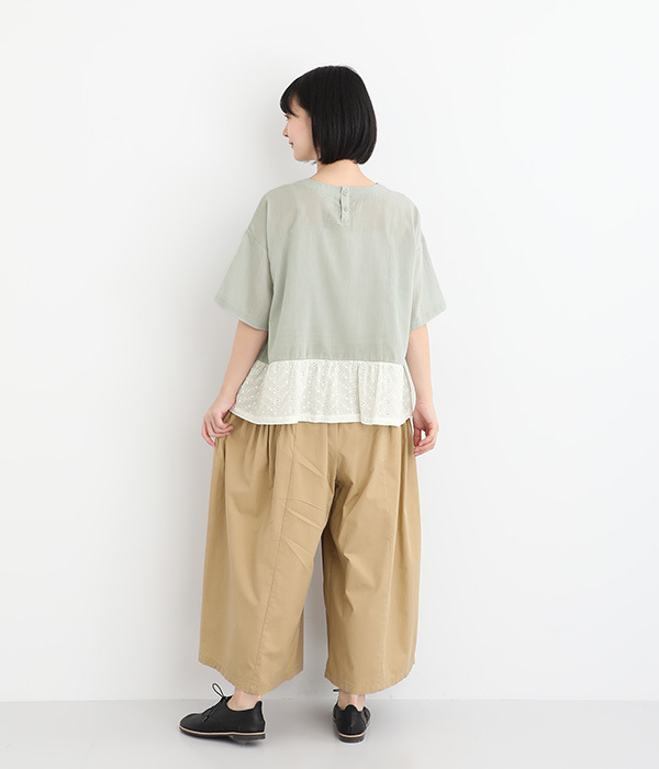 コットンローン多ポケット花刺繍ブラウス(B・グレー)