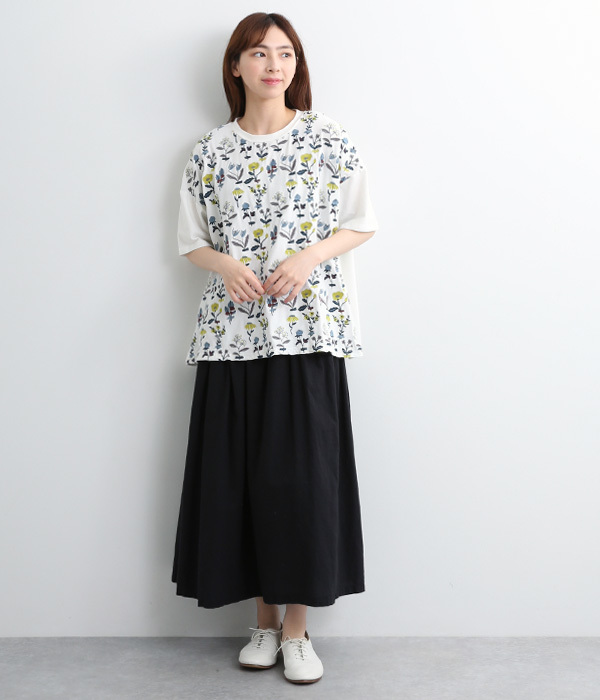 花刺繍ヨークTシャツ(C・カーキ)