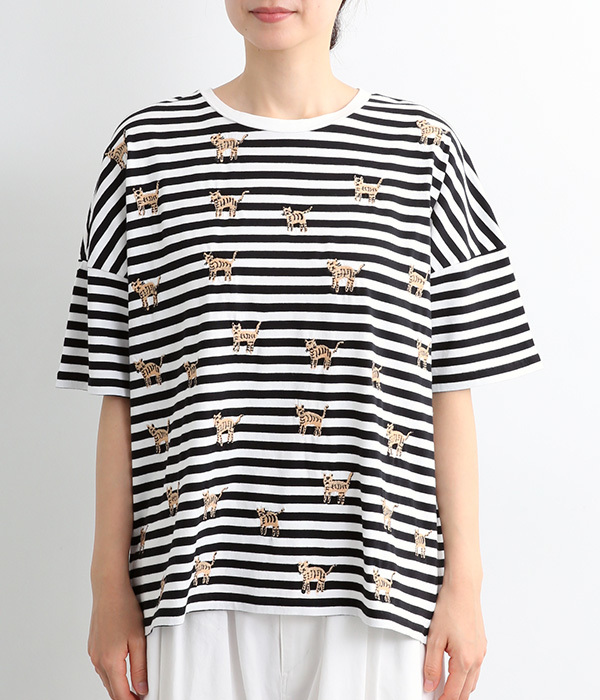 しましま柄のネコ刺繍Tシャツ(A・ホワイト×ブラック)