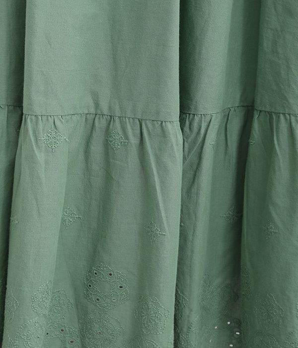 スカラップ刺繍ティアードスカート(C・グリーン)