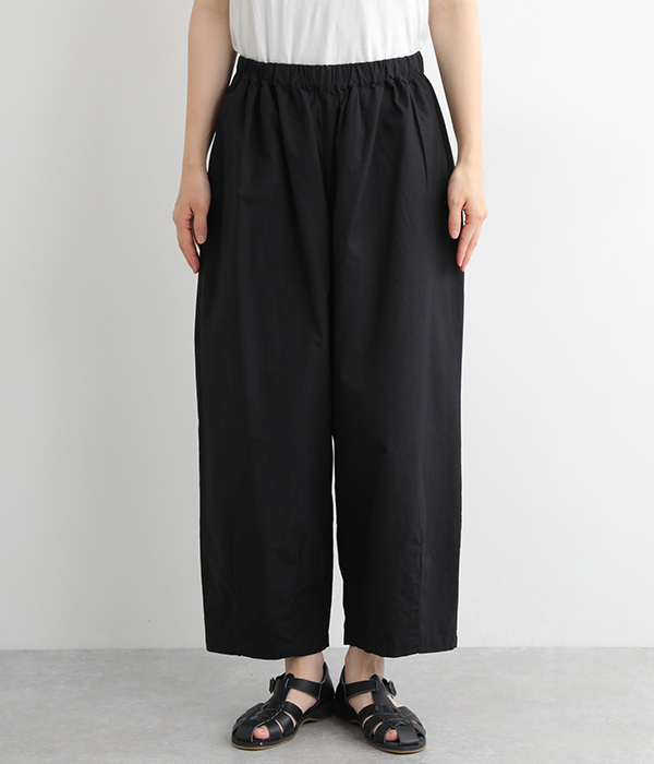 コットンリネン平織　裾タックバルーンパンツ(C・ブラック)