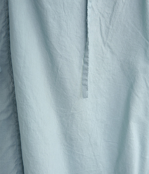 コットンローン　日本製品染め　フリル襟ボリューム袖プルオーバー(C・ブルー)